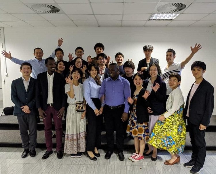 Japanese Young graduates urged to create innovative solutions